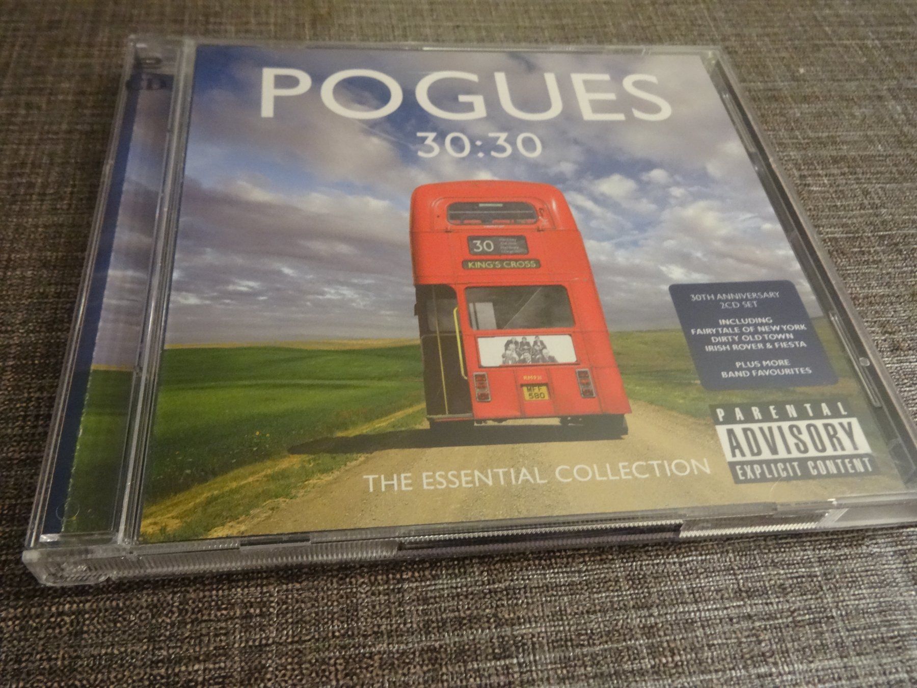 CD: POGUES 30:30 The Essential Collection 2CD – Usato da Olten venduto da Disc-Ausverkauf