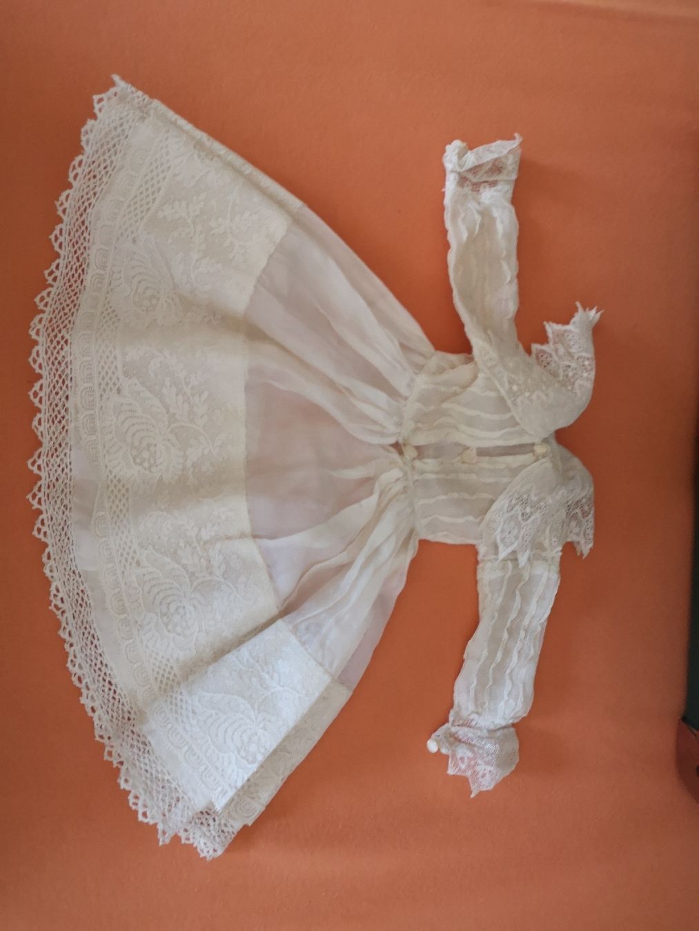 Puppen: ALTE PUPPENKLEID – Gebraucht aus MUEHLEBERG von Cocolinette 1