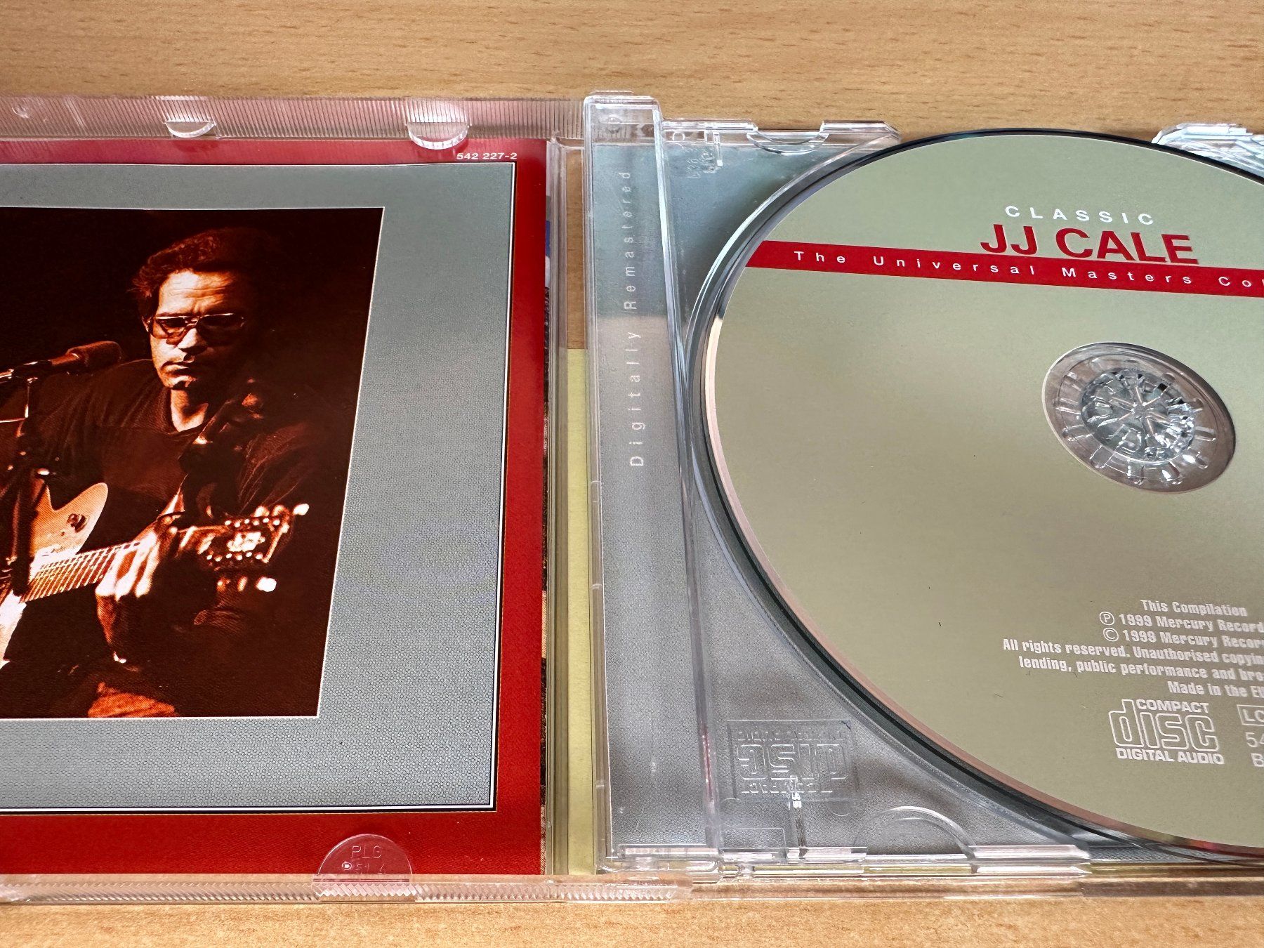 CD: J.J. Cale – Classic JJ Cale – Usato da Rikon im Tösstal venduto da Alpenmutz 2