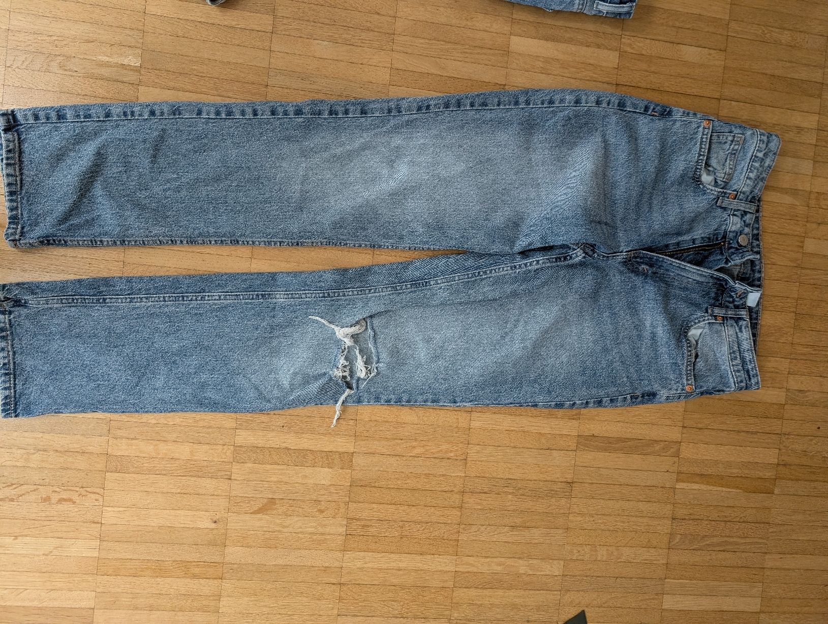 Kleiderpakete: Hosen Packet Grösse S/M – Gebraucht aus Luzern von Laraelena 2