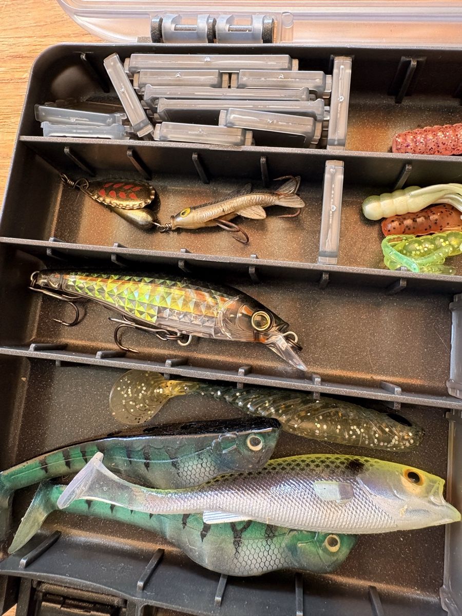 Appâts: Fischerköder mit Box – D'occasion à Wädenswil par ankrebs 3