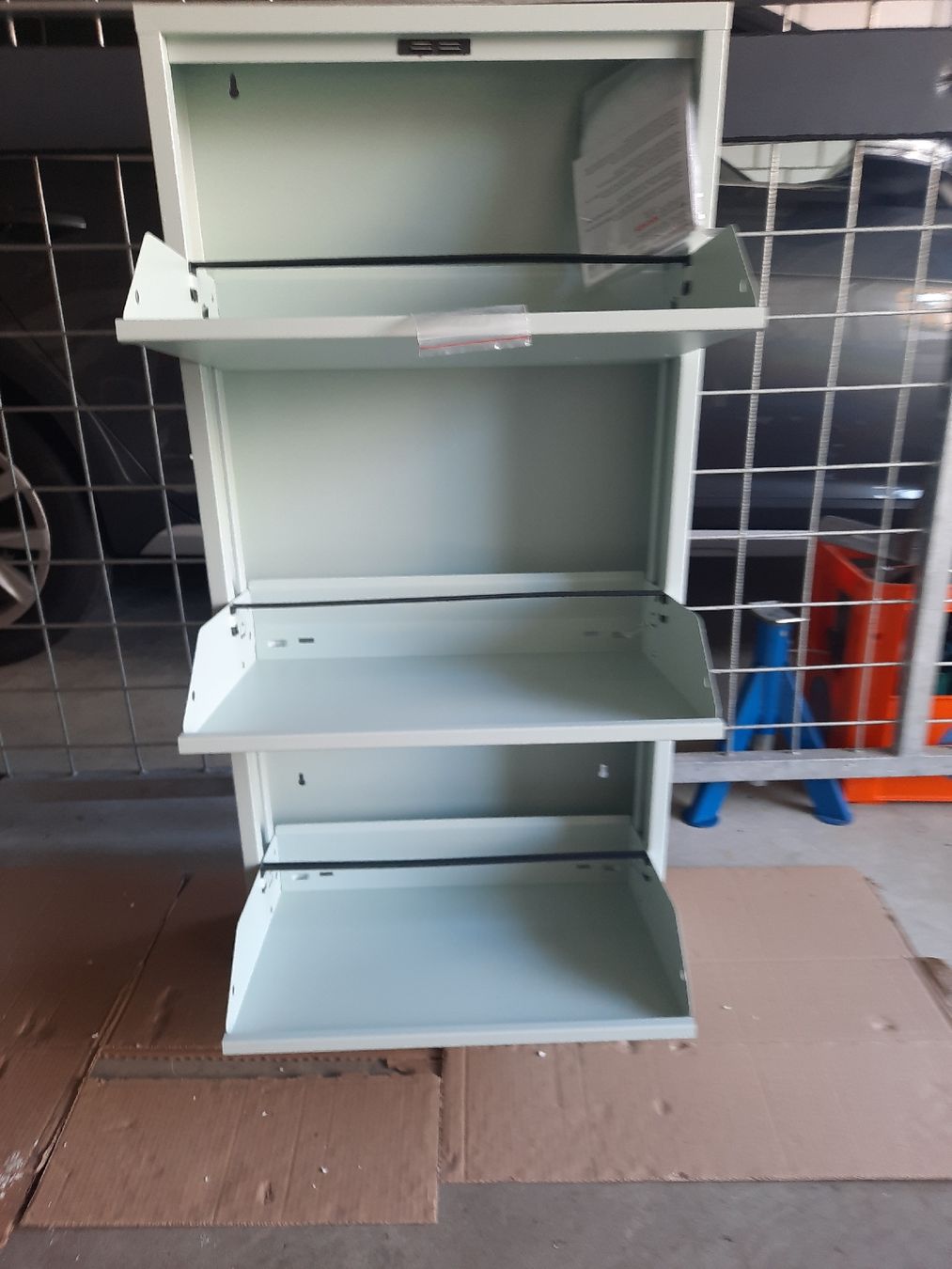 Armoires: Schuschrank Neu – Neuf (Voir description) à Niederuzwil par Luksa2208 3