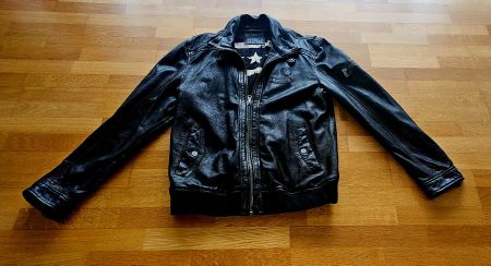 Luxuriöse Lederjacke von Globe Trotter – Grösse L – Ungetrag