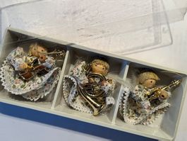 3 antike Deko Engelchen mit Instrumenten, Grösse ca.5cm
