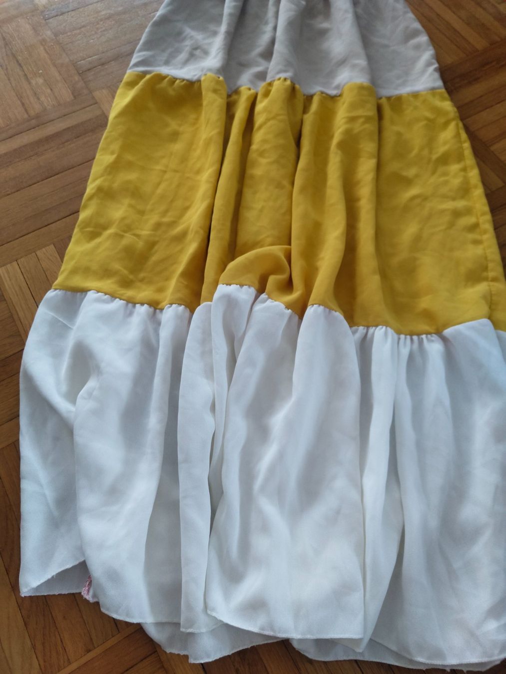Kleider: Robe – Neu und originalverpackt aus Grand-Lancy von ana_7y2f 3