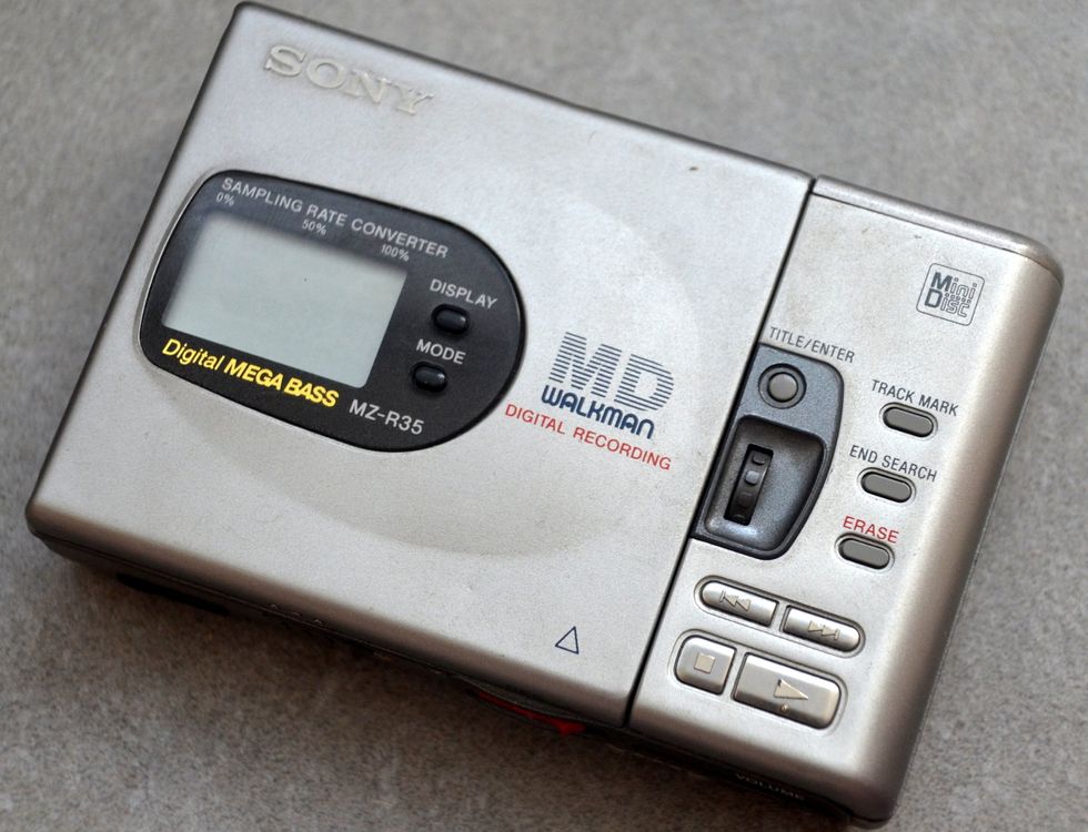 MiniDisc Sony MZ-R35 Recorder (Gebraucht) in Collonges für CHF 93 – mit ...