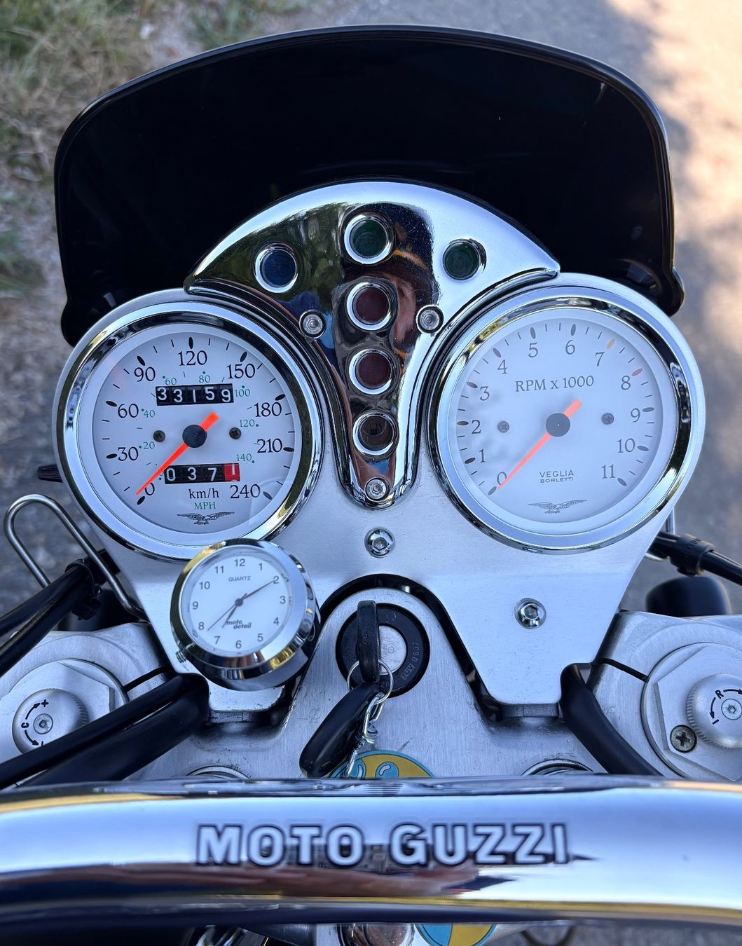 Moto Guzzi Autres: Moto Guzzi EV 1100 Bobber – D'occasion à Zufikon par solito69 7