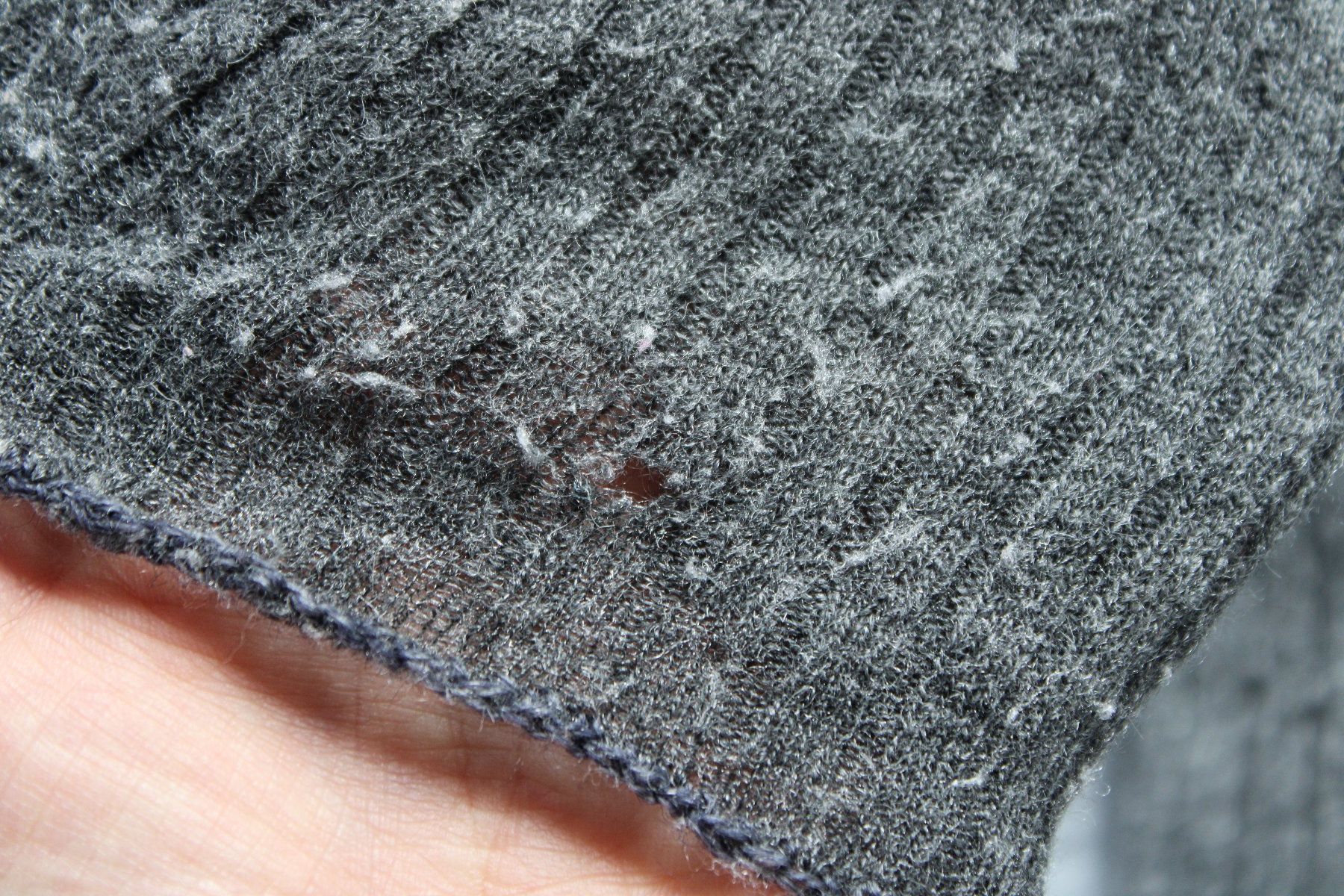 Pulls & Sweat-shirts: Pullover grau, Angora / Lammwolle – D'occasion à Hombrechtikon par lehnerrr 3