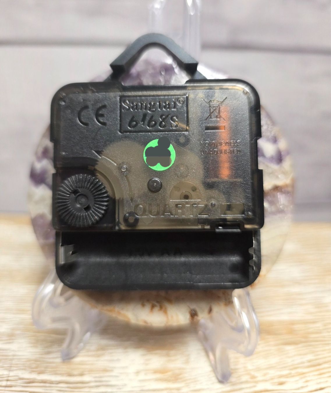 Minerali & Pietre curative: Chevron Amethyst Uhr 126g – Nuovo e nell'imballaggio originale da Matzingen venduto da Shay_Crystalz 1