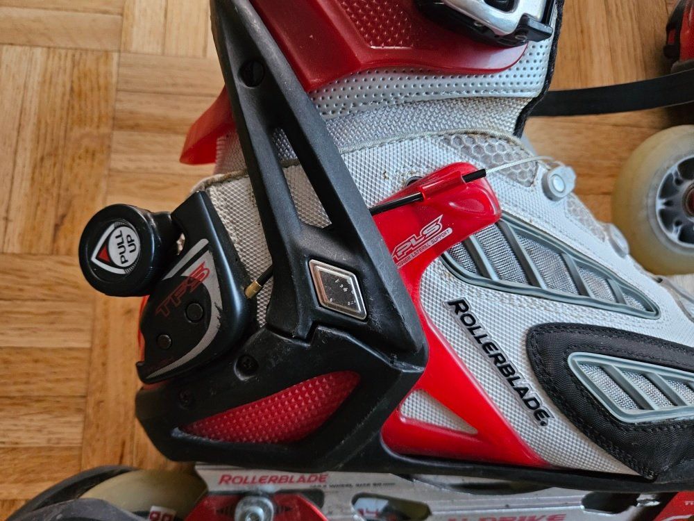 Patins à roul. & inline: Rollerblades Crossfire TFS 4D – D'occasion à Unterterzen par Tommylee5 2