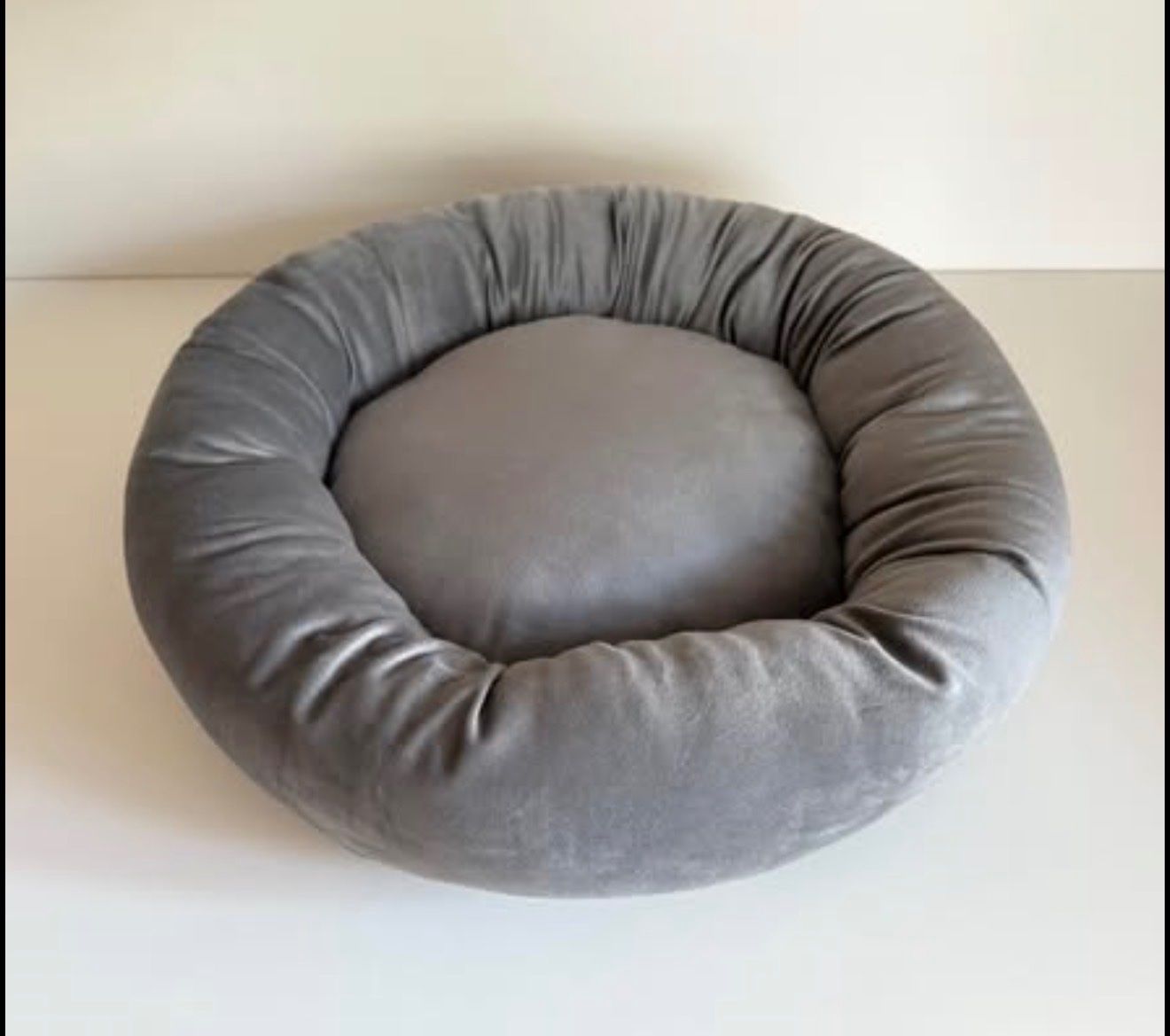 Cucce & Letti: Katzenbett Hundebett neu – Nuovo (secondo la descrizione) da Gerlafingen venduto da sternrose