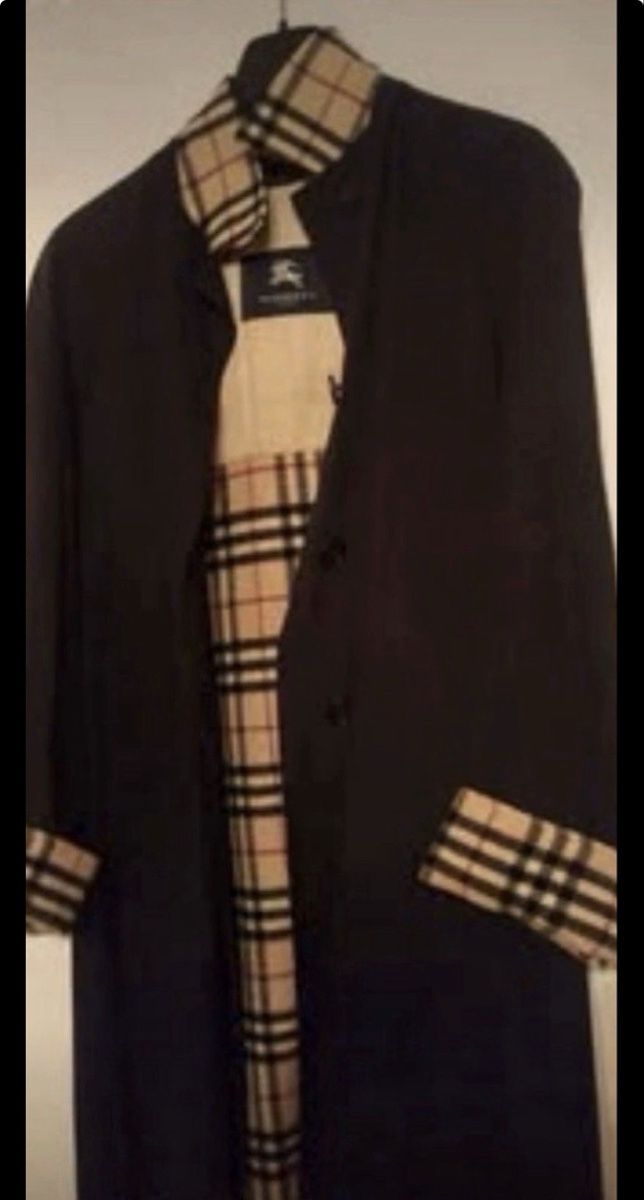 Burberry Cappotti: Burberry Damenmantel – Usato da Aesch BL venduto da ITALO-BASLER