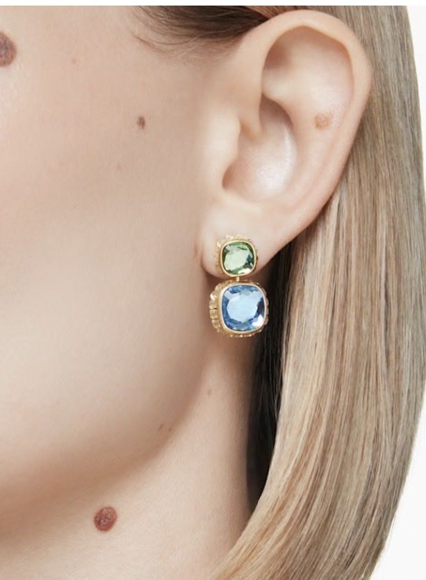 Swarovski Orecchini pendenti & Orecchini a lobo: Swarovski Chroma Drop-Ohrhänger – Nuovo (secondo la descrizione) da Wangen ZH venduto da Taannjjaa 2