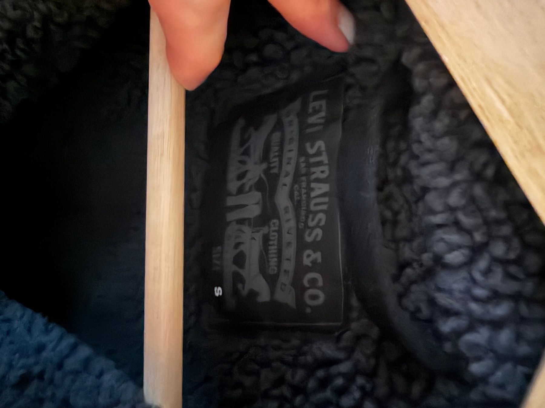 Giacche: Levi's Jeansjacke Trucker SM, einmal getragen – Nuovo (secondo la descrizione) da Bern venduto da Elizalin85 2
