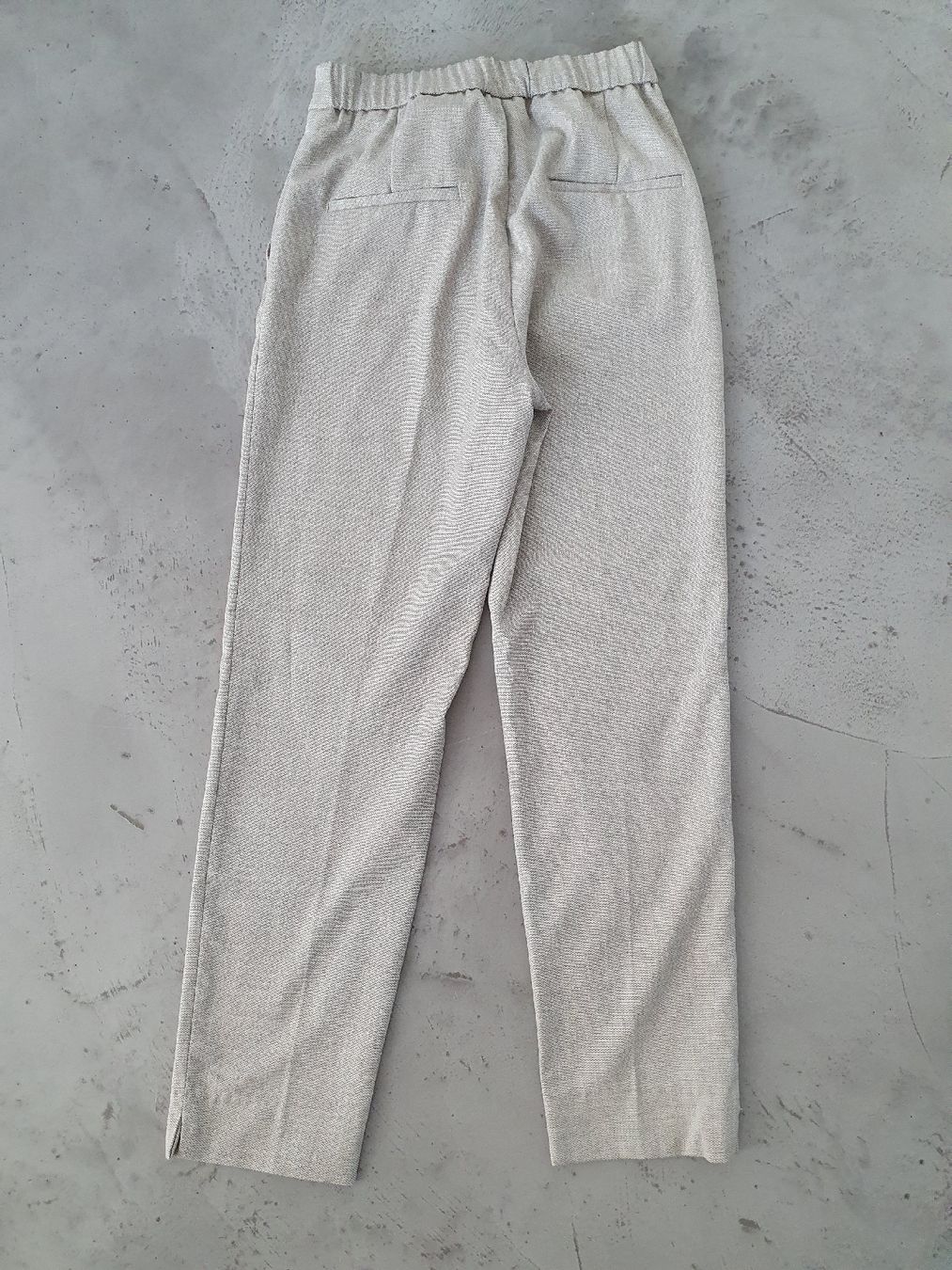 H&M Pantaloni: Stoffhose, 34 – Usato da Steinach venduto da Xamax18 1
