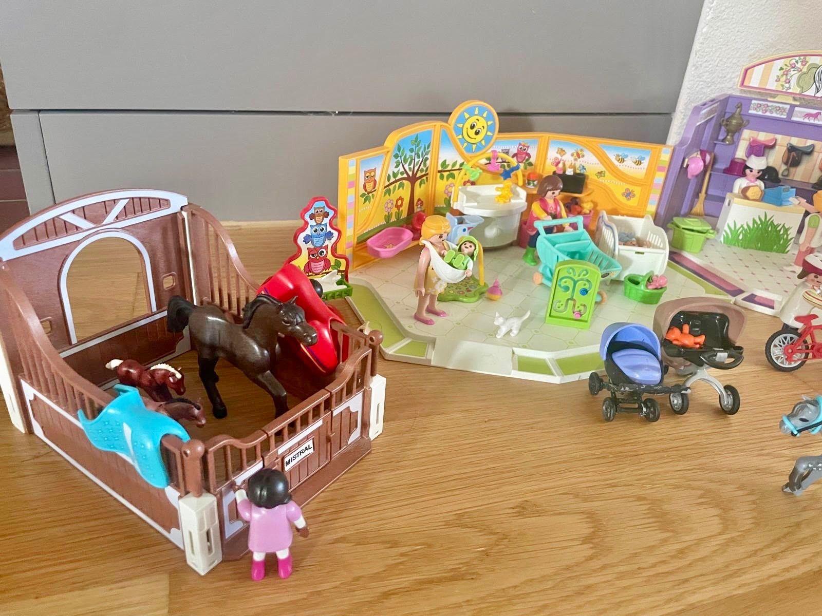 Playmobil Giocattoli: Plamobil-Set mit über 200 Teilen – Usato da Zürich venduto da vier.nelken 7