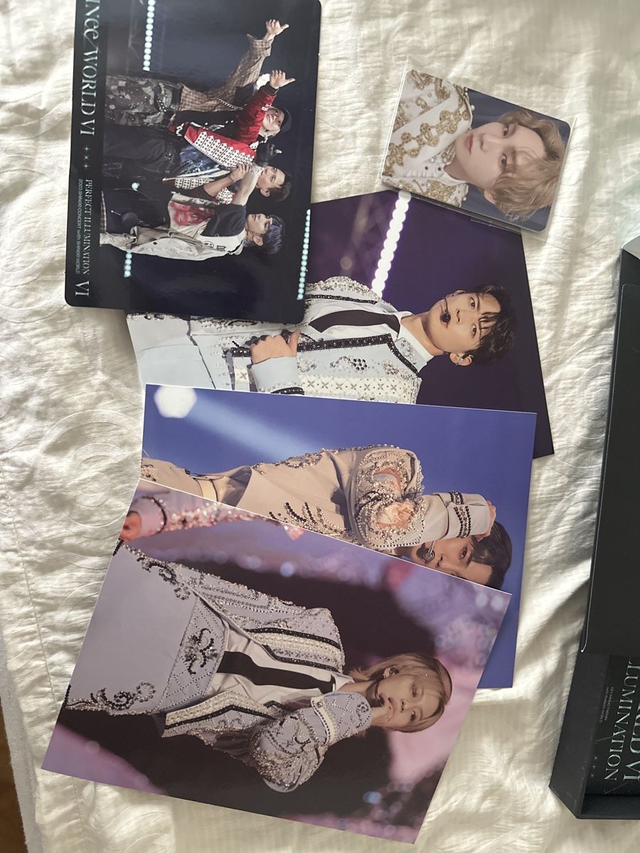 Tutti i DVDs: SHINee World VI Perfect Illumination – Nuovo (secondo la descrizione) da Ittigen venduto da kat_l7tm 2