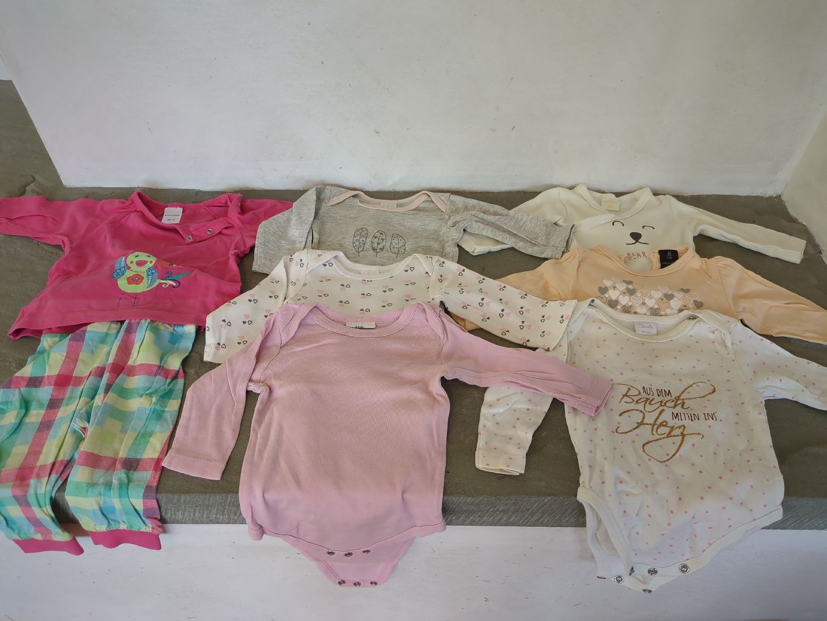 Lotti & Set di vestiti: grosses Kleiderpaket in Gr. 62 – Usato da Oberhelfenschwil venduto da Tattar 1