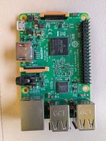 Raspberry Pi 3 Model B V1.2 gebraucht im schwarzen Gehäuse