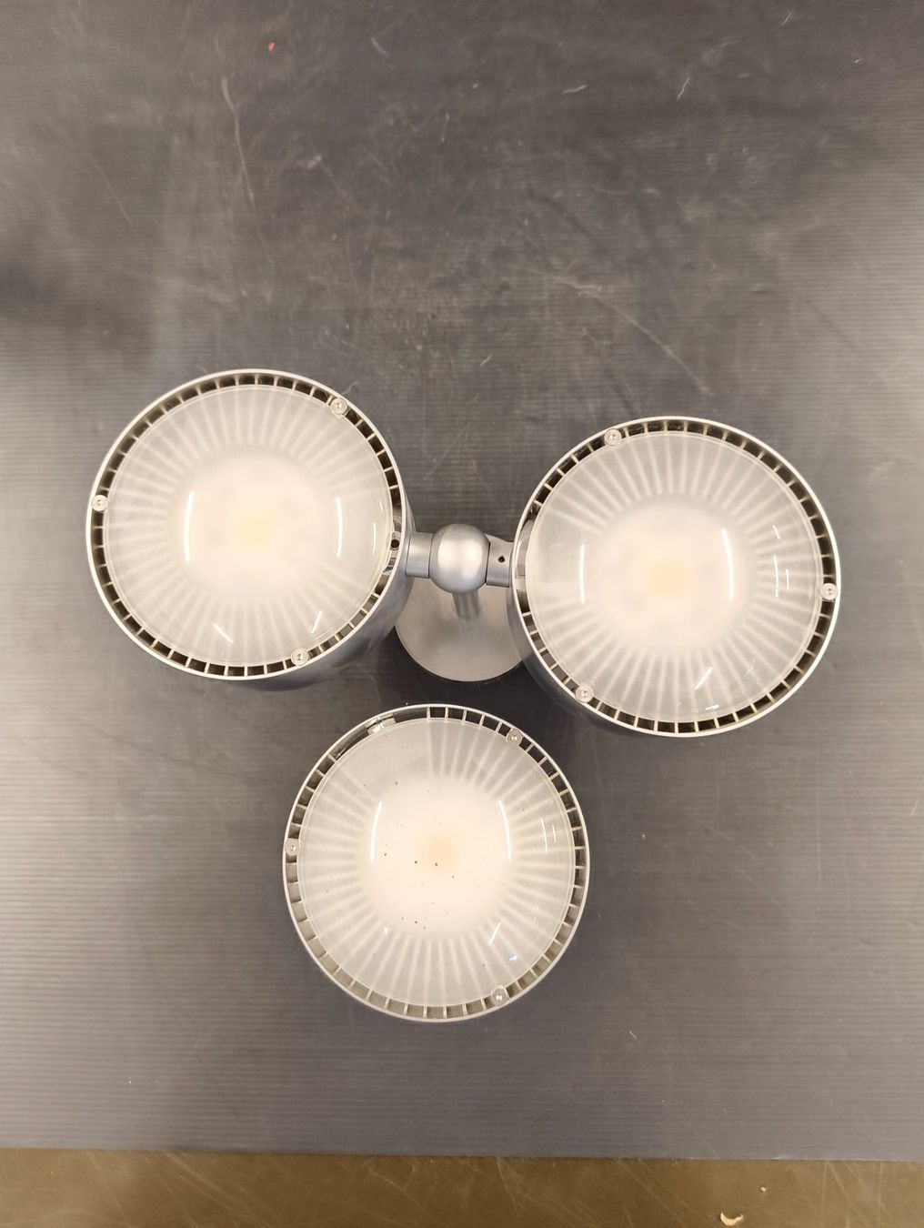 Lampadari & plafoniere: 3 drehbare Spots – Usato da Basel venduto da bk_brockibasel