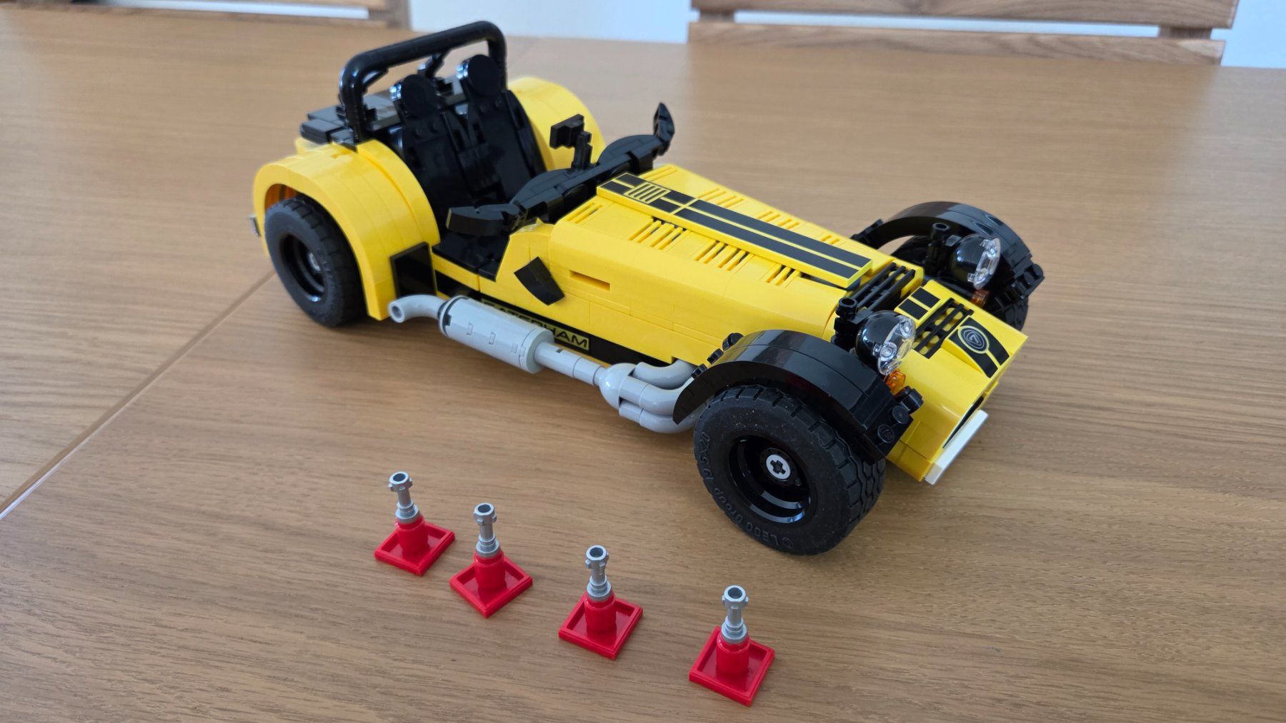 Lego Kit di costruzioni: 21307 Caterham Seven 620R – Nuovo (secondo la descrizione) da Zollikofen venduto da Philope