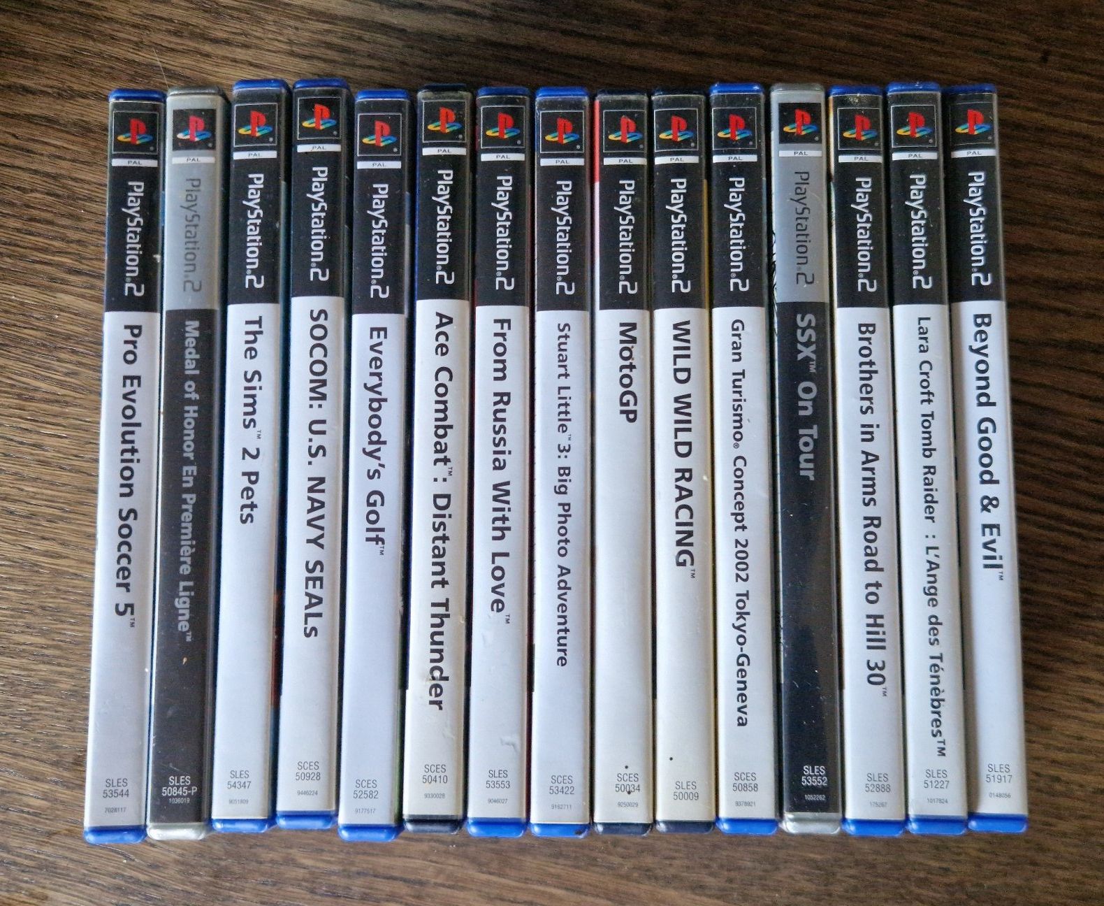 Spiele: Lot de 15 jeux Playstation 2 – Gebraucht aus Billens von D-Dorian