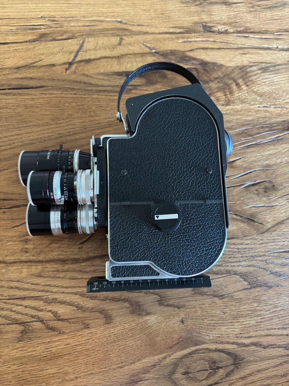 Bolex Fotocamera: Bolex H16 Reflex mit 3 Objektiven – Usato da Oberrohrdorf venduto da ker_5h67 1
