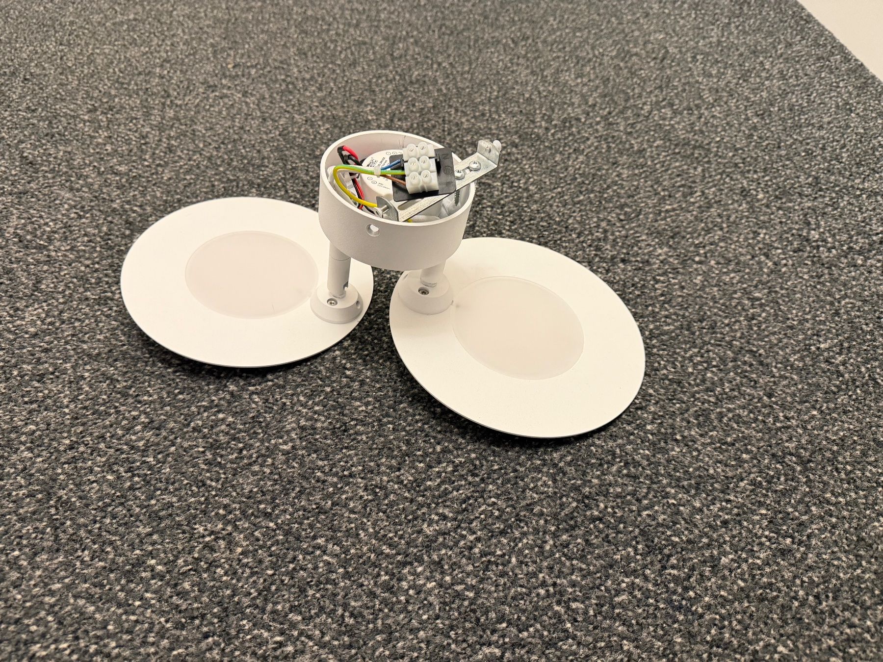 Lampadari & plafoniere: Lupia Licht Plate 675 lm – Usato da Lufingen venduto da Roeller 3