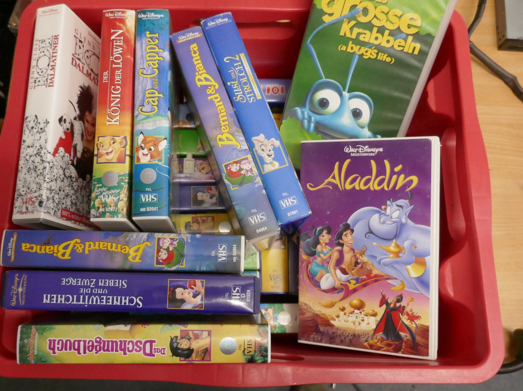 Tutti i VHS: Diverse Disney VHS Kassetten – Usato da Wenslingen venduto da FairlightCMI