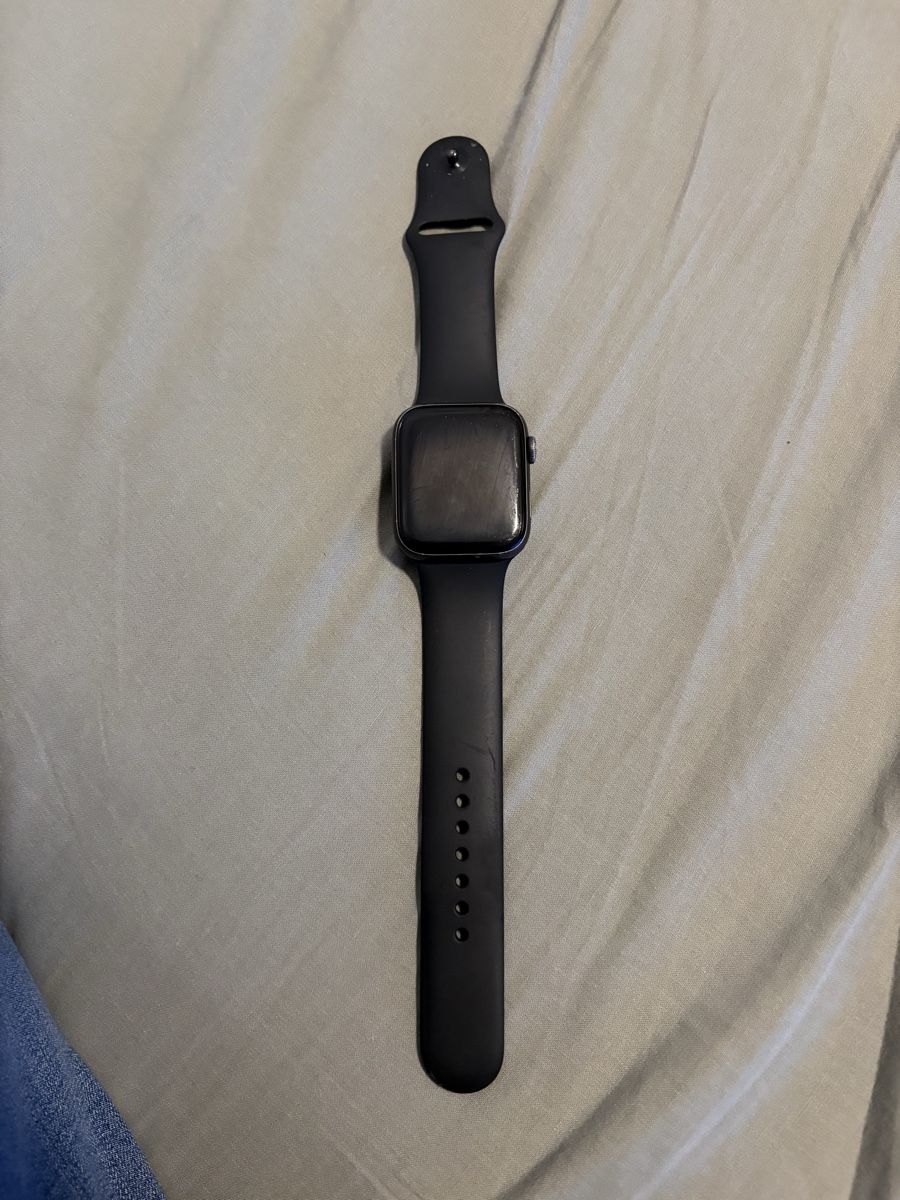 Apple Smartwatch: Apple Watch 5 - Wifi + cellulaire – Usato da Höri venduto da Binary_tech_ch 1