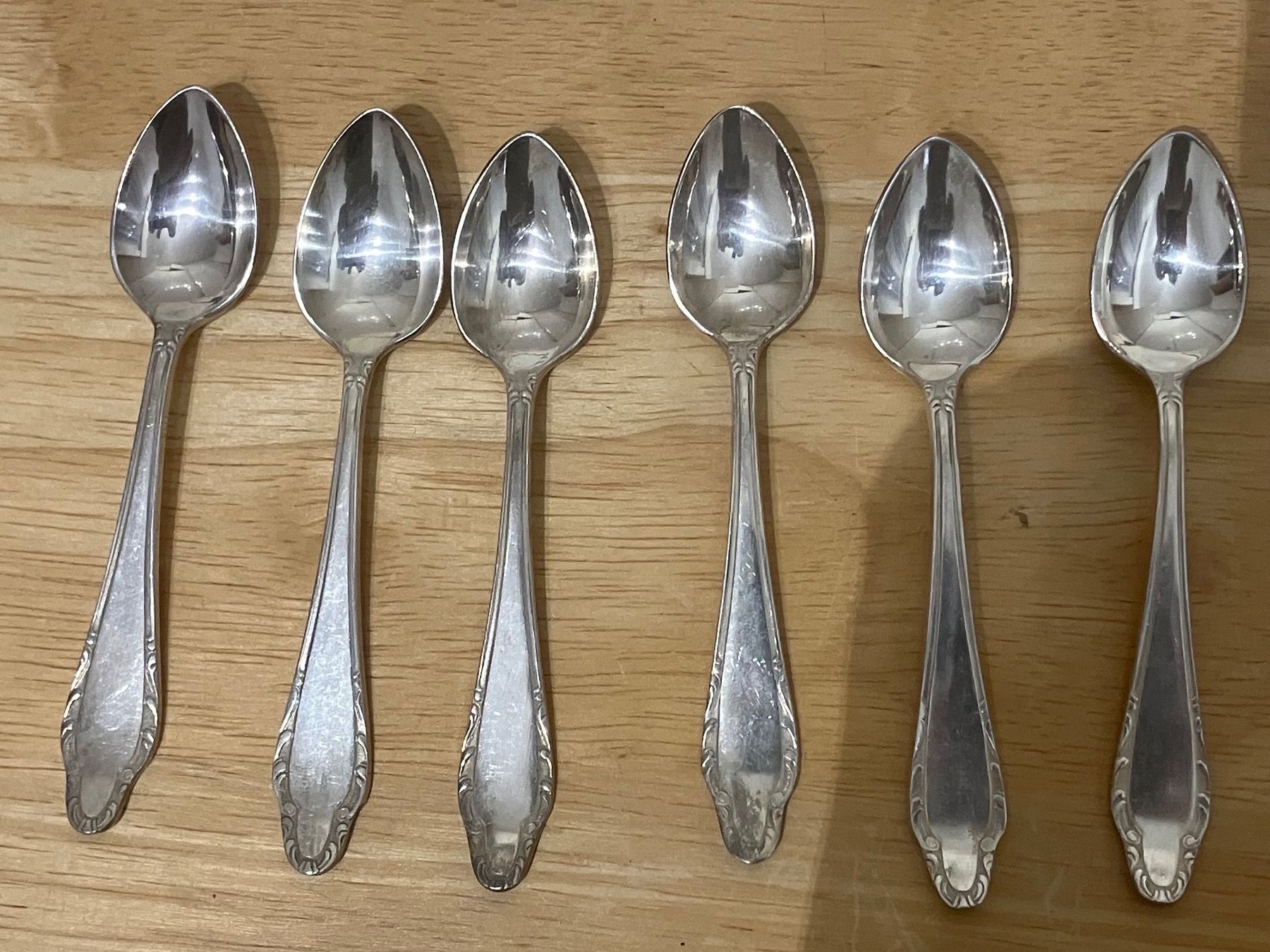 Bestecksets: Silberbesteck Set  Messer Gabel Löffel – Gebraucht aus Frick von  6