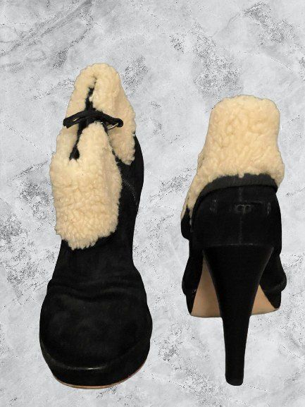 Ugg Damenschuhe: Bottines "UGG Collection". Taille 38. Nouvelles – Neu und originalverpackt aus Genève von TradeCH 1