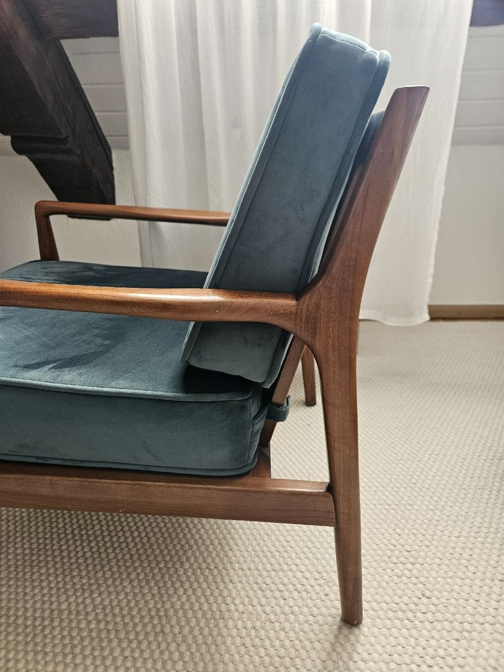 La Redoute Poltrone: Sessel Nussbaum massiv – Usato da Nuglar venduto da mjc_cw9f 3