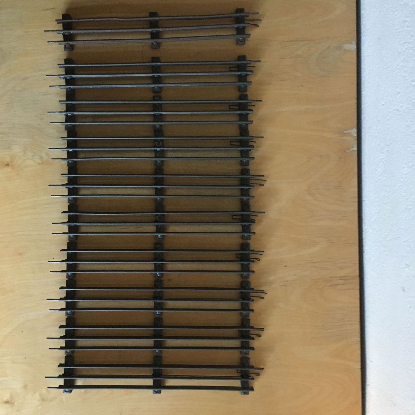Märklin Modellini di ferrovie: MÄRKLIN SCHIENEN ELEKTRO, GERADE, 32 cm – Usato da Zürich venduto da inf_tfr9 2