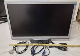 Philips 24 Zoll Bildschirm