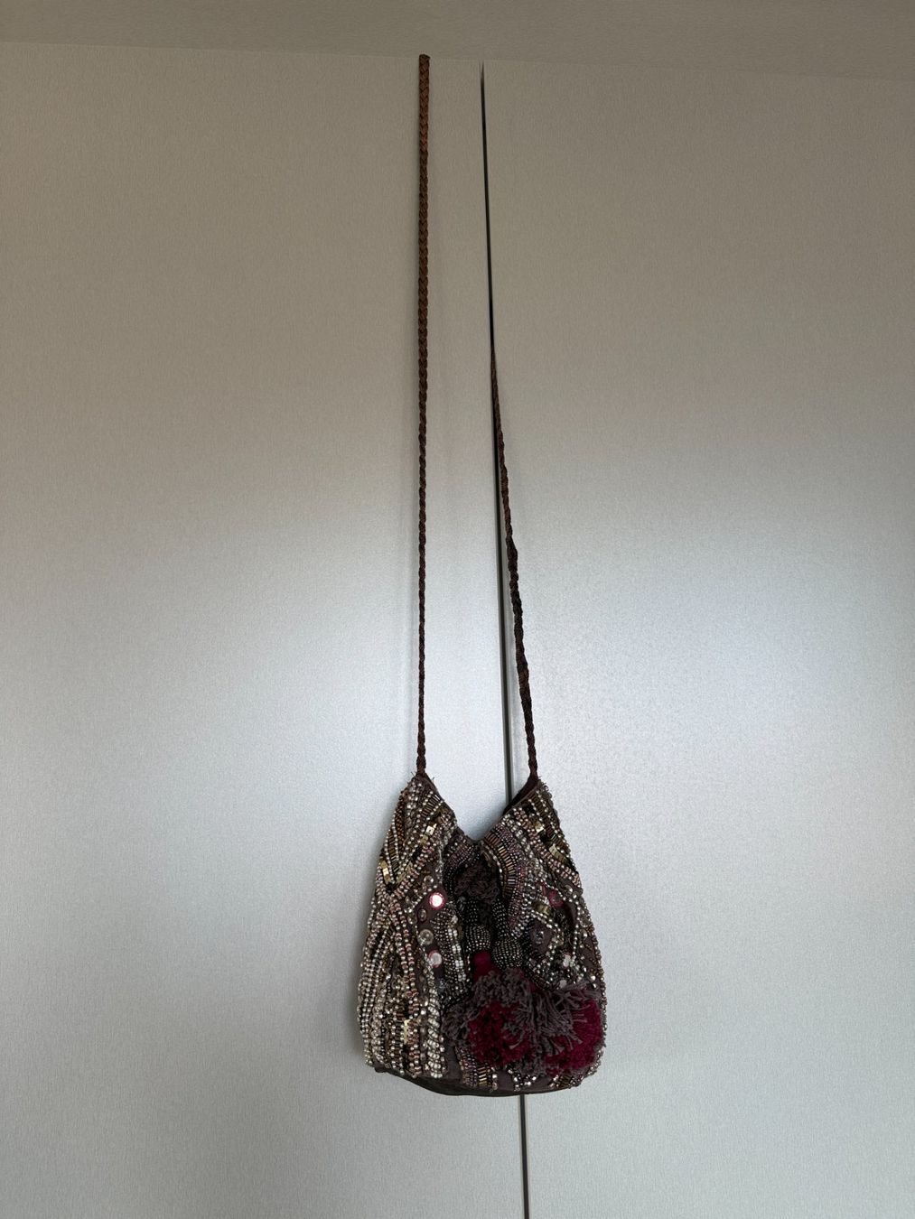 Zara Borse da donna: Edle Wildleder Tasche mit Beads & Spiegeln – Usato da Neerach venduto da topshotta 3