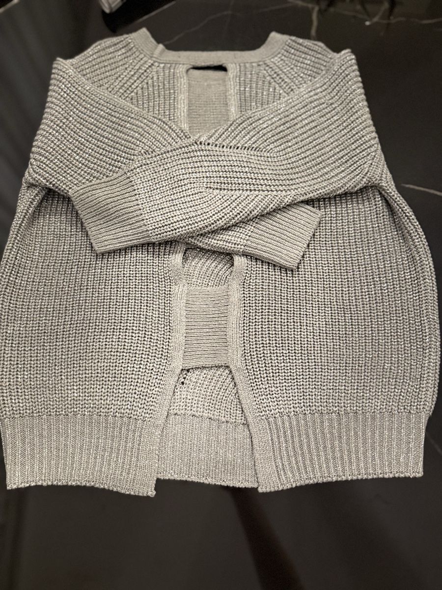 Guess Maglioni & Felpe: Guess Strickpullover, silber, Rückendetail, Gr. M, Neuwertig – Nuovo (secondo la descrizione) da Thun venduto da mama2007 4
