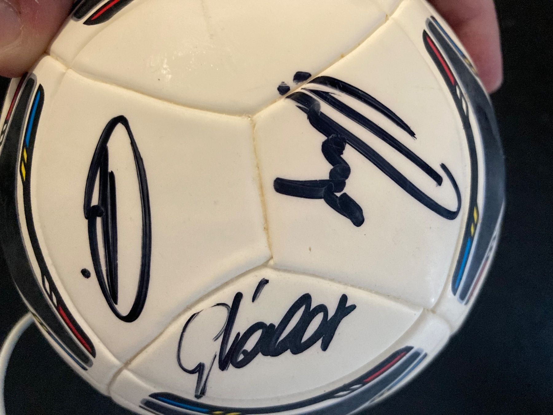 Autografi: Autogramme FC Basel Saison 2012/2013 Mini Tango Ball – Usato da Ziefen venduto da Dancer99