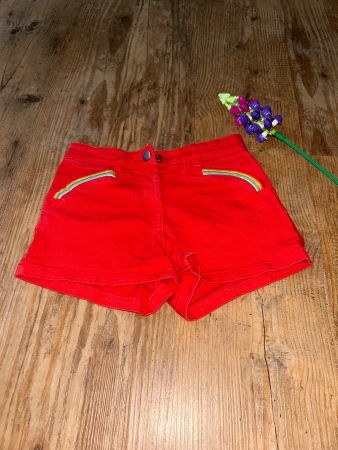 Rote Shorts Stella McCartney 110/116 - neuwertig