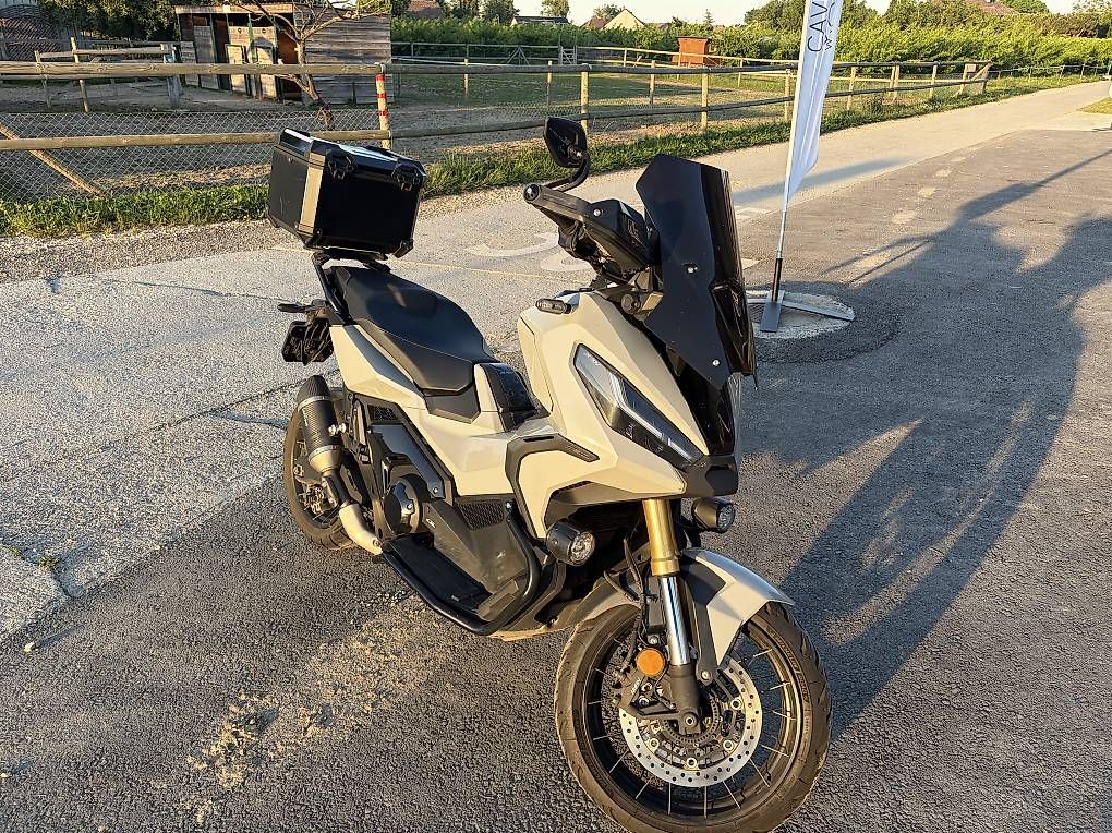 Scooter: Honda X-ADV 750 – Usato da Versoix venduto da sGen 2