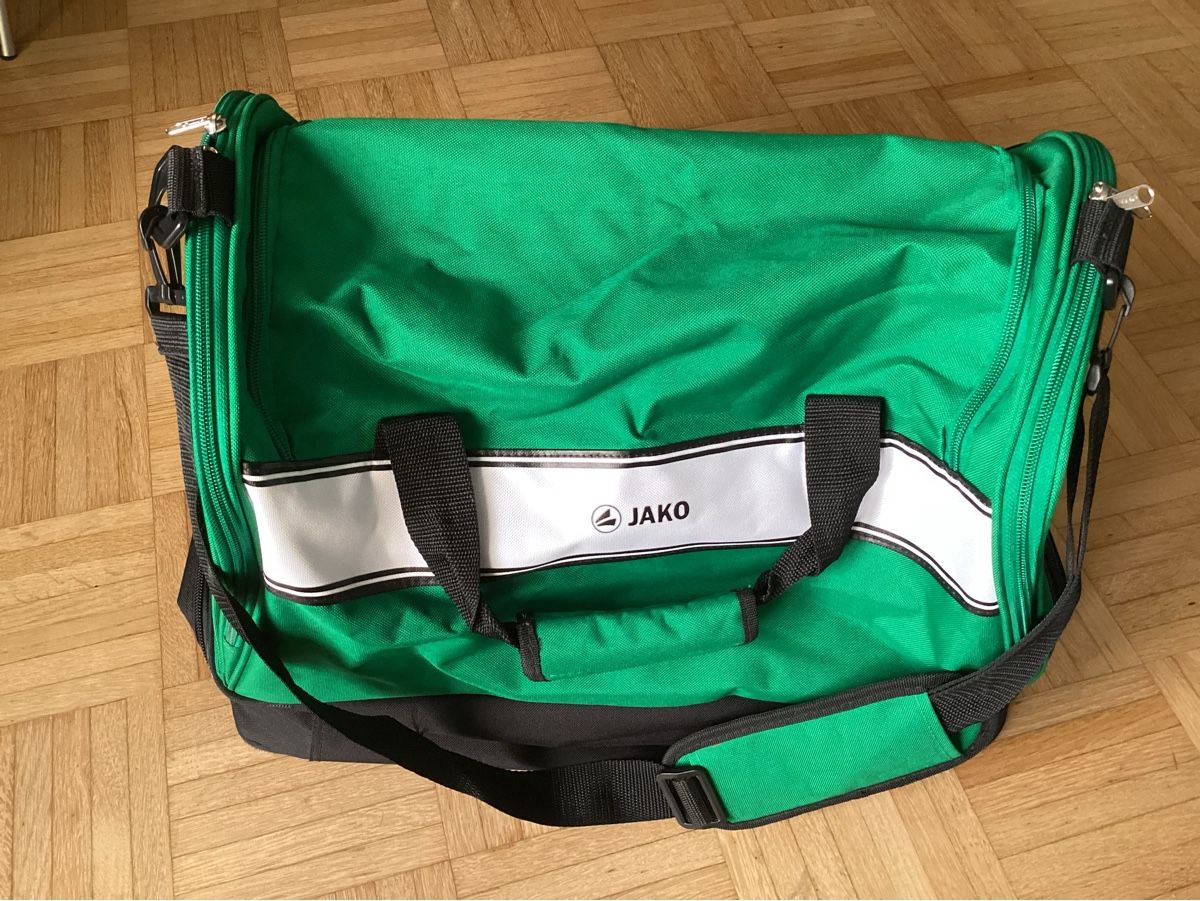 Jako Borse: Jako Fussballtasche – Usato da Jona venduto da Siestaaa