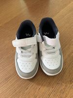 Schuhe Victory Grösse 24