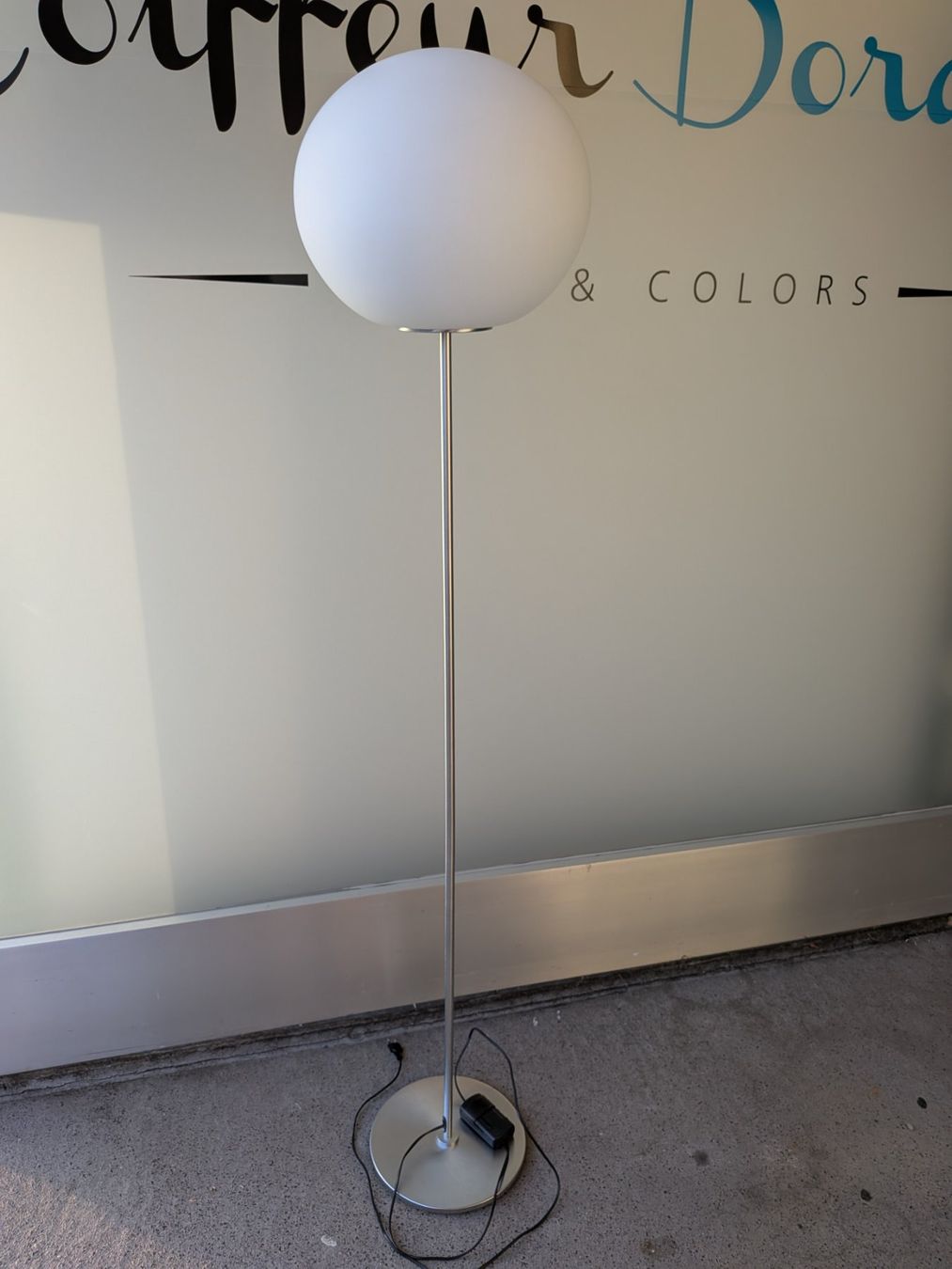 Lampade: Stehlampe Leucos ähnlich Flos Globall – Usato da Emmen venduto da Brockofsky