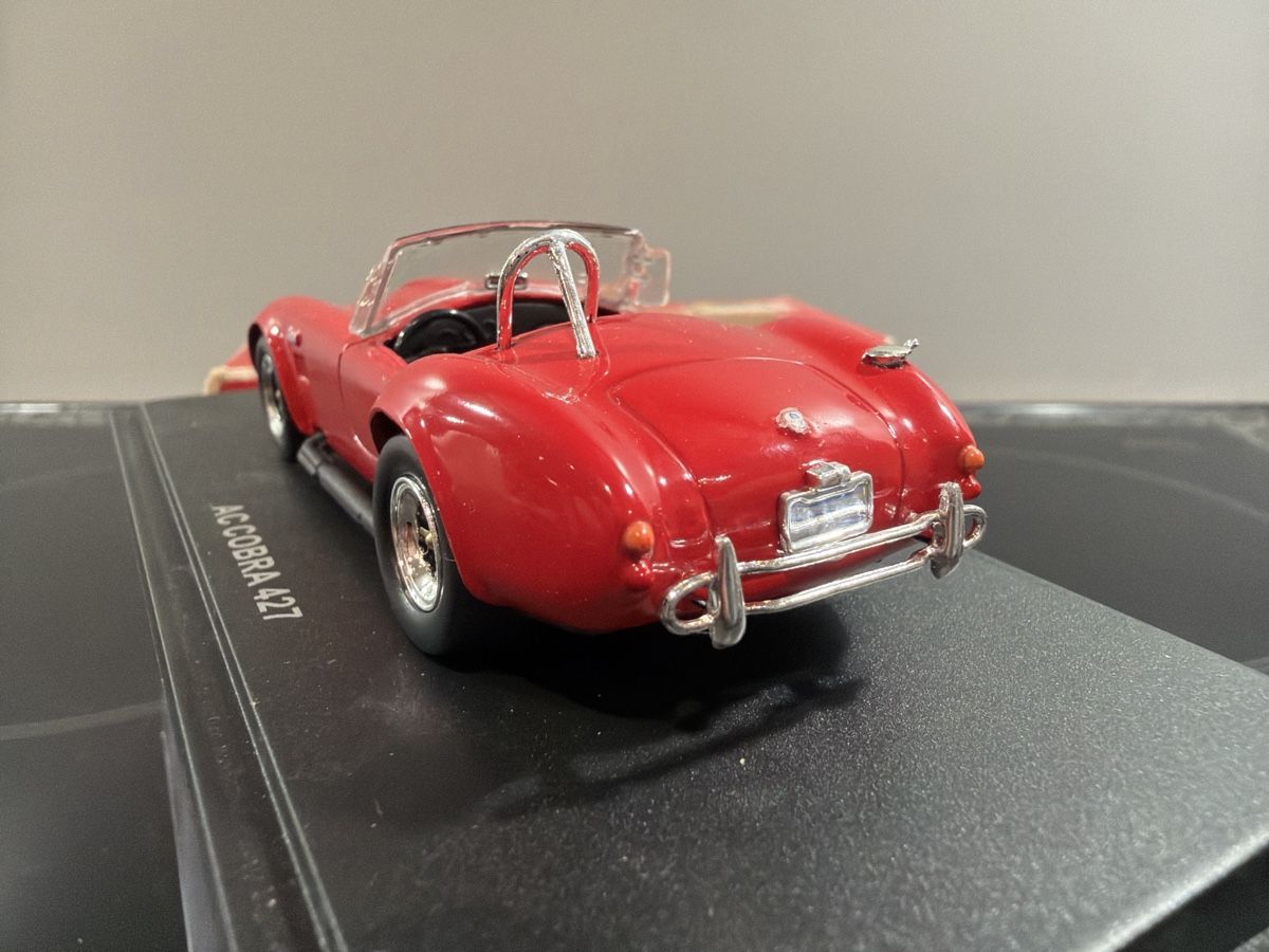 Revell Modellini d'auto: AC Cobra rot - 1/43 - Revell – Nuovo (secondo la descrizione) da Wolfwil venduto da Rolex1 3