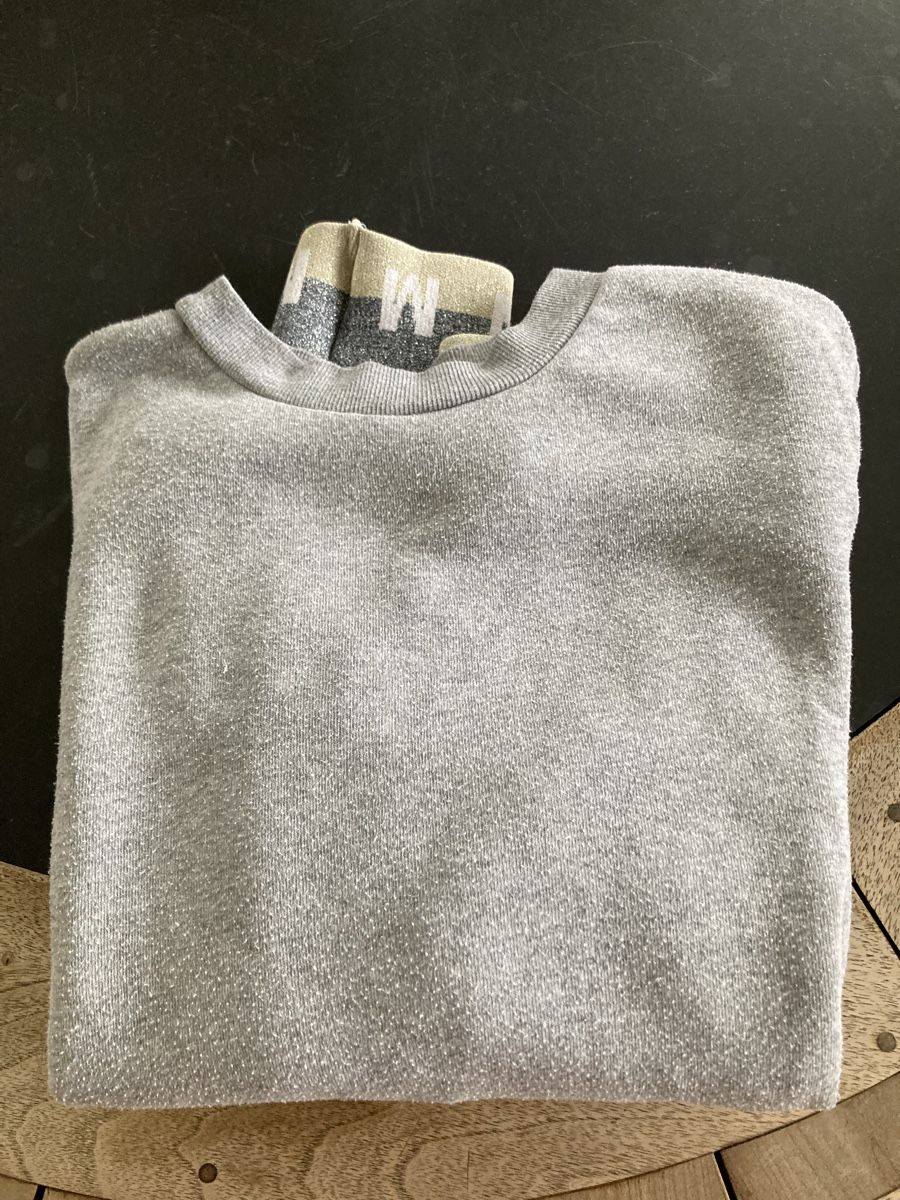 Pullover & Sweatshirts: Grauer Pullover – Gebraucht aus Kesswil von Branca-01