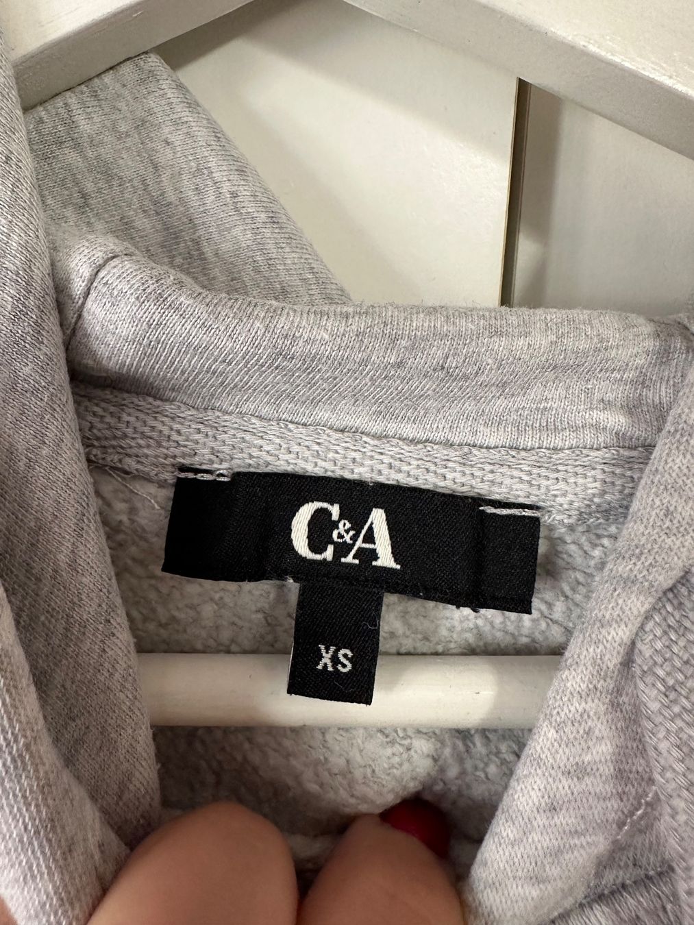 C&A Pullover & Sweatshirts: Kapuzenpullover C&A grau Groesse XS guter Zustand – Gebraucht aus Schaan von Hermine2018 1