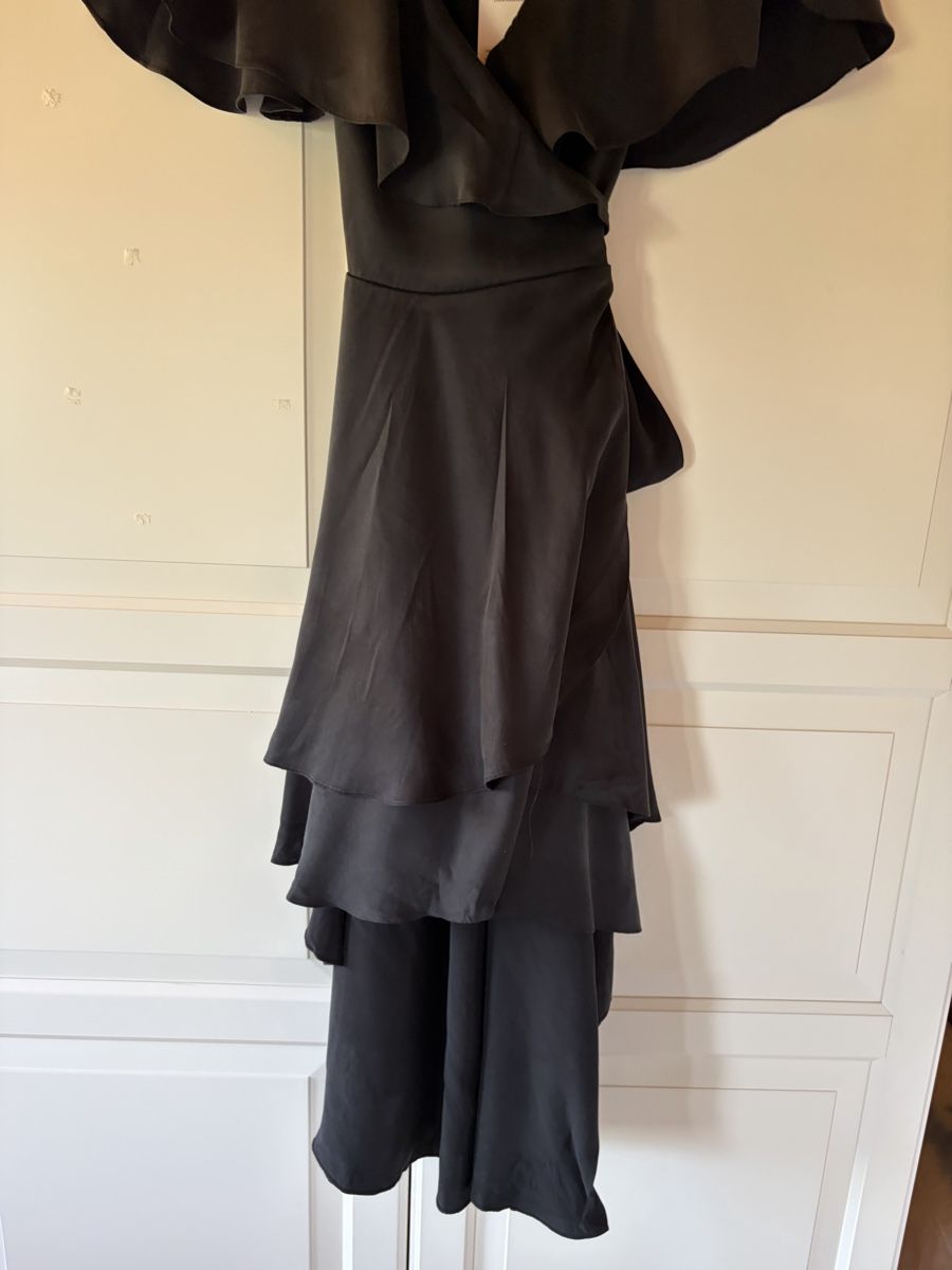 Zimmermann Kleider: Zimmermann Silk Black Wrap Dress – Neu (gemäss Beschreibung) aus St.Josefen von lop_lh8d 6