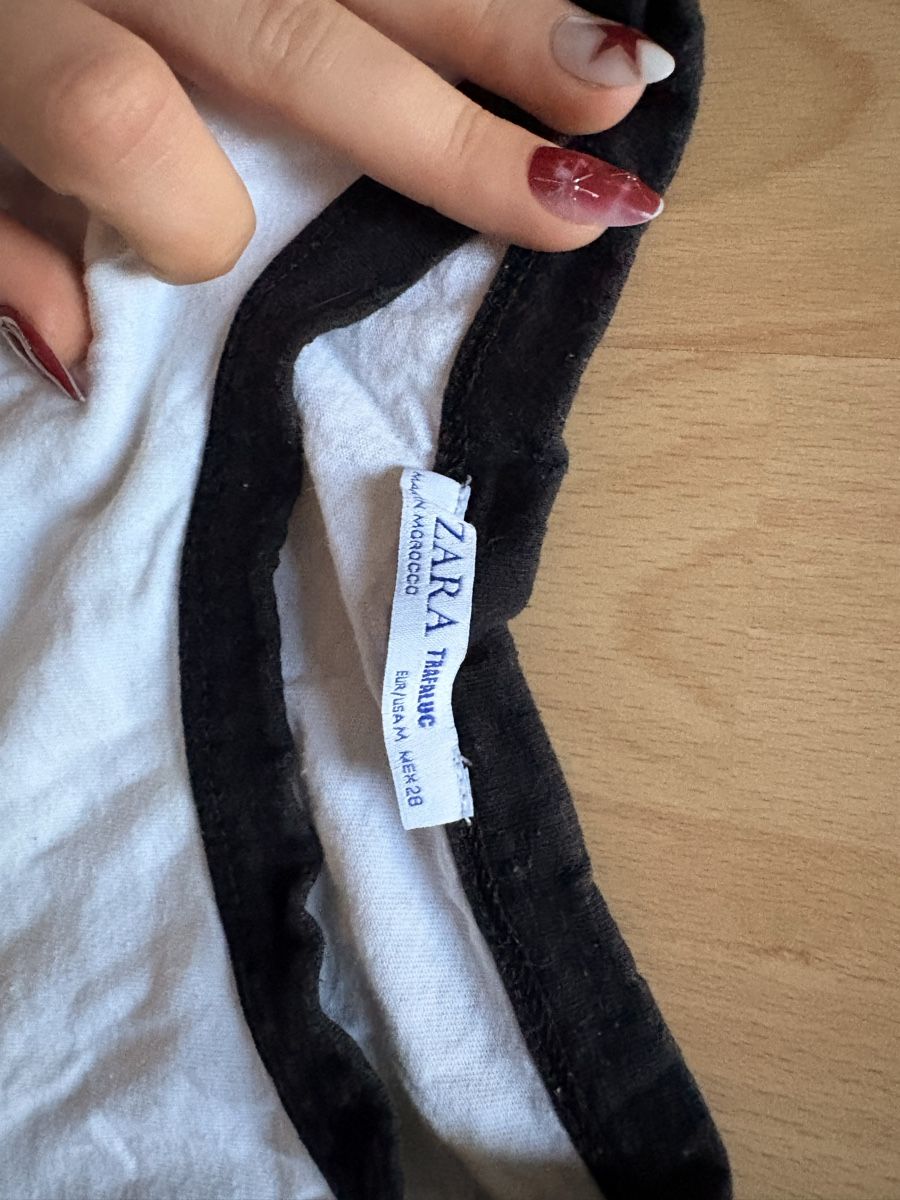 Zara T-shirts: Zara Shirt  – Neuf (Voir description) à Herzogenbuchsee par Gd.5 2