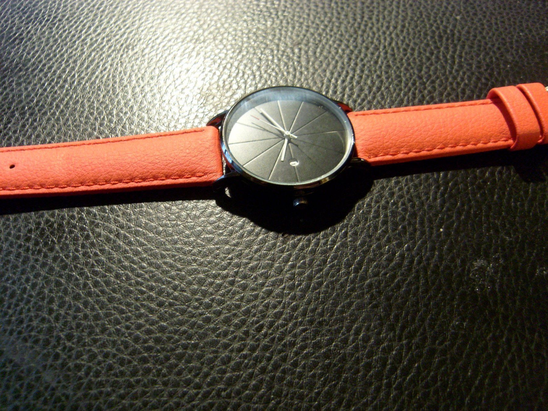 Uhren: Wunderschöne Neue Uhr Black&Red, Etikett – Neu (gemäss Beschreibung) aus Mauren TG von xkr1998 1