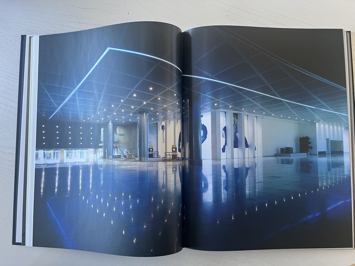 Libri: Lichträume Light Spaces Birkhäuser – Usato da Rorschacherberg venduto da Artmaru 1